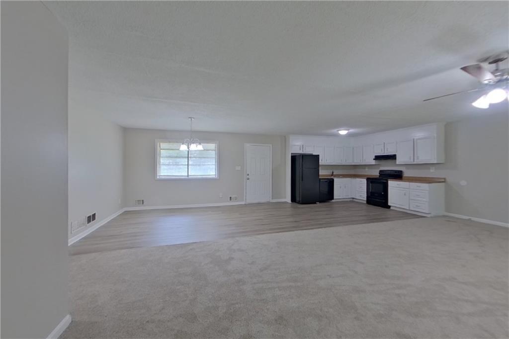 7821794 Property Photo 3
