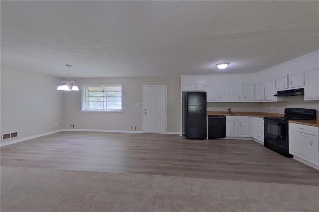 7821794 Property Photo 4