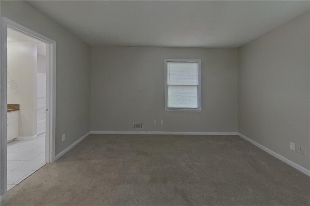 7821794 Property Photo 7
