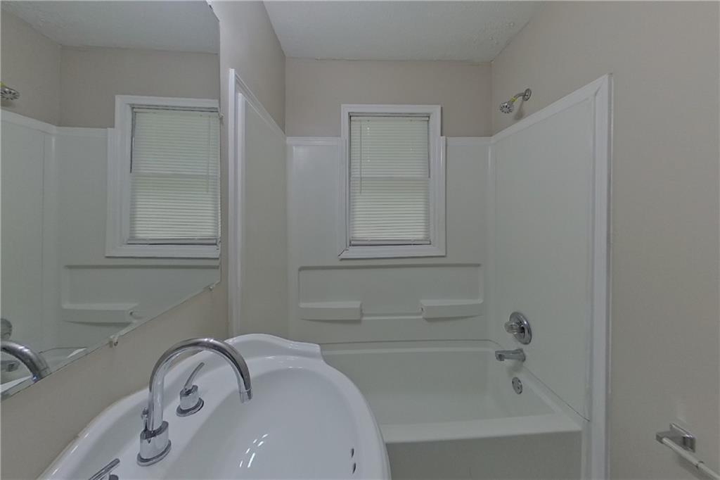 7821794 Property Photo 14
