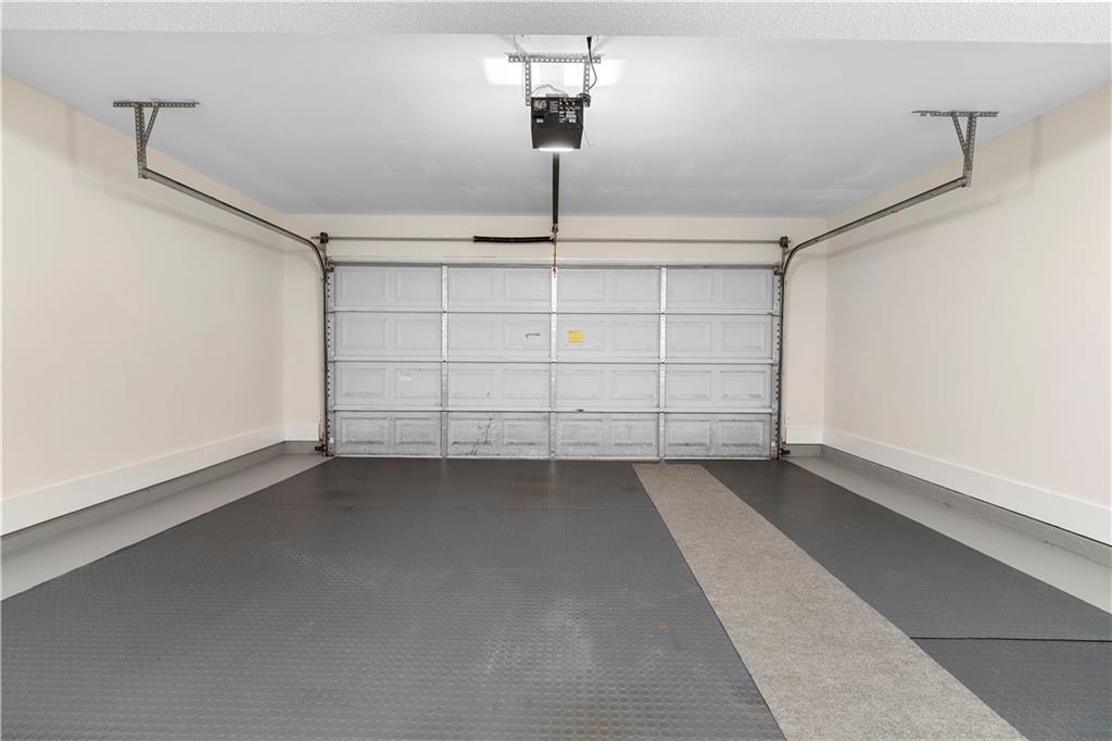 235 Prominent Loop Property Photo 38
