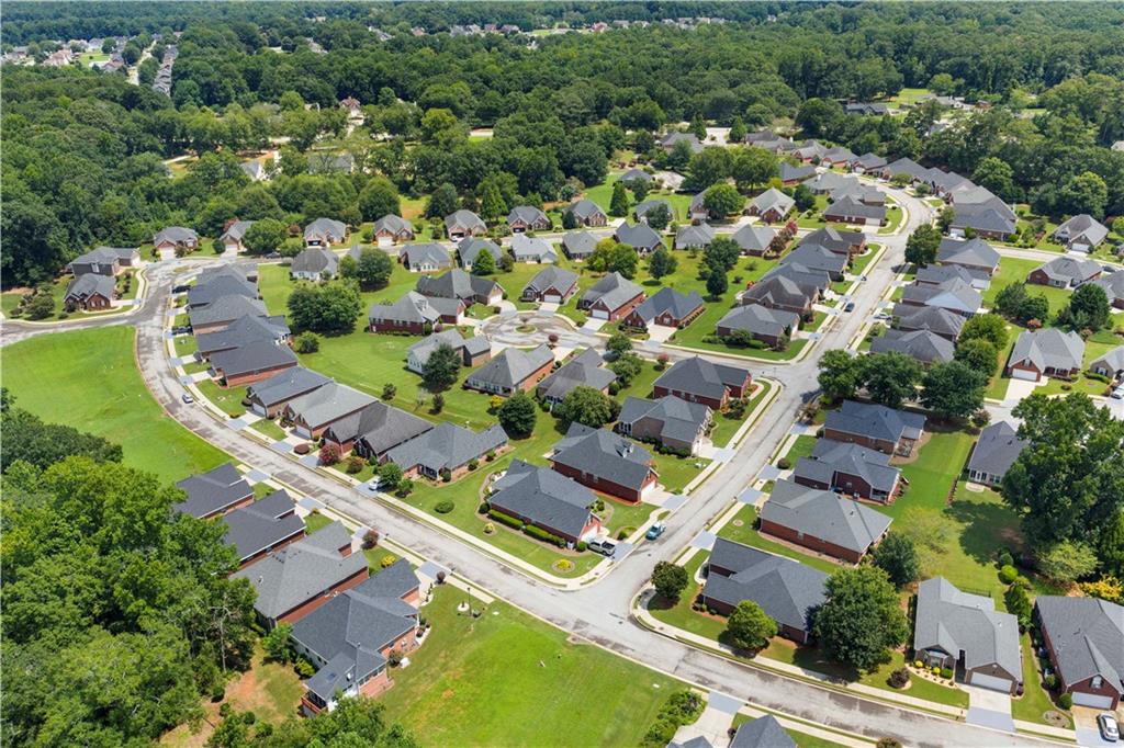 235 Prominent Loop Property Photo 43
