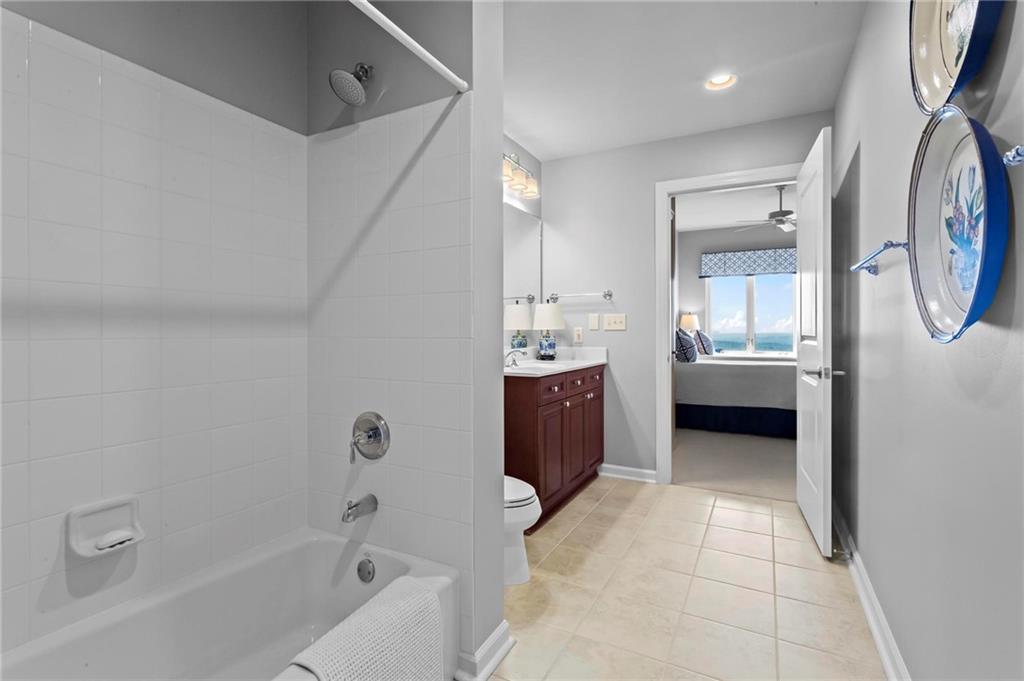 2950 Mount Wilkinson Parkway Se Unit 812 Property Photo 13
