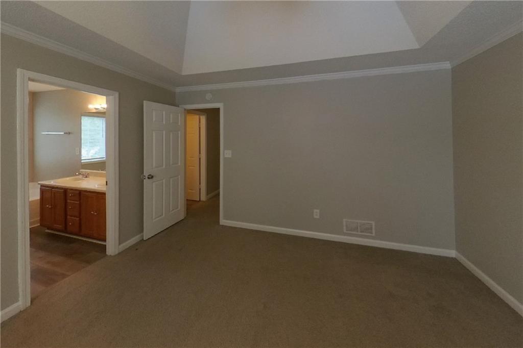 7821812 Property Photo 6