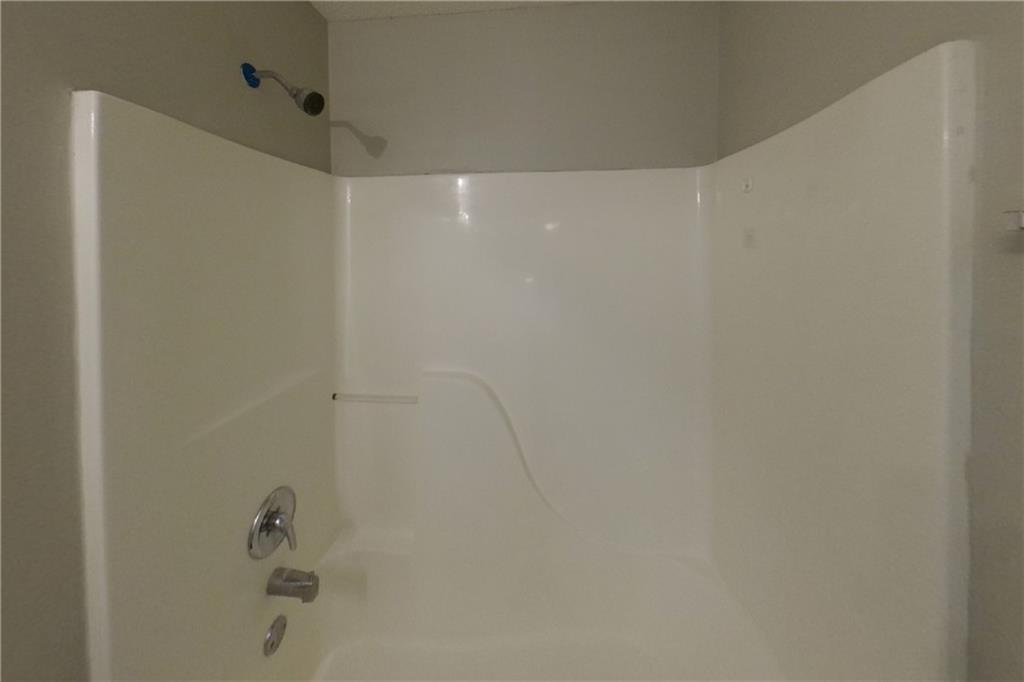 7821812 Property Photo 16