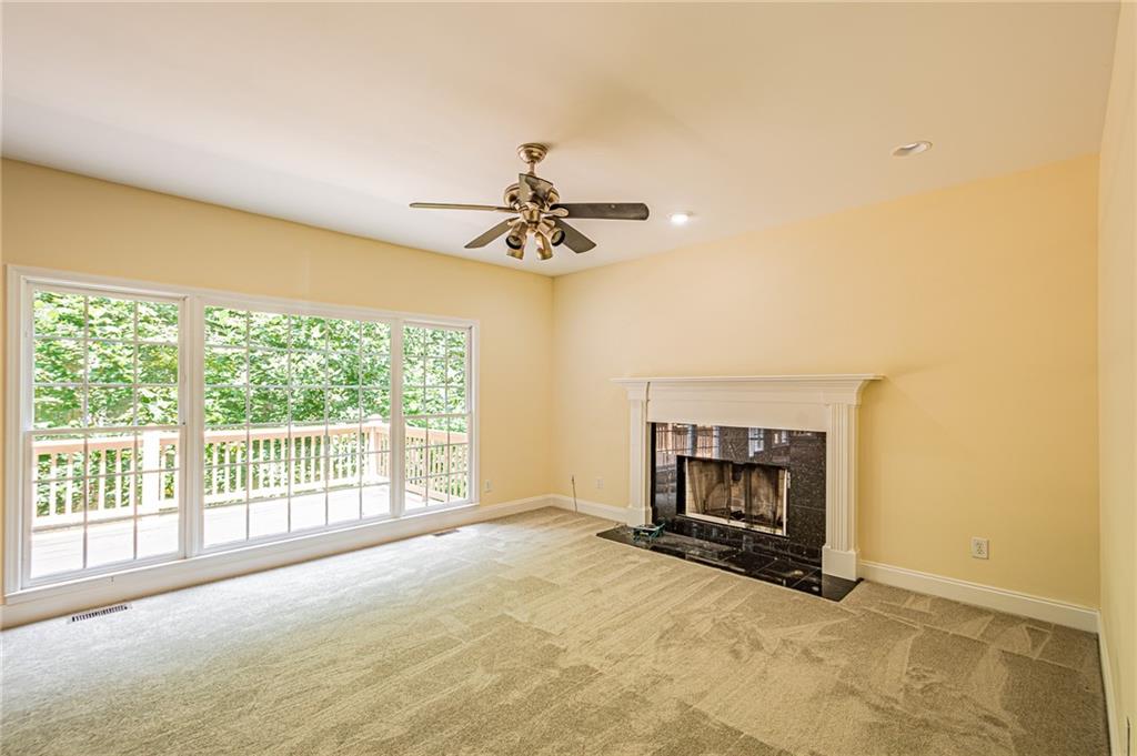 125 Lake Laurel Drive Property Photo 19