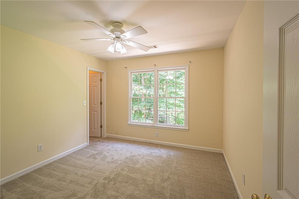 125 Lake Laurel Drive Property Photo 39