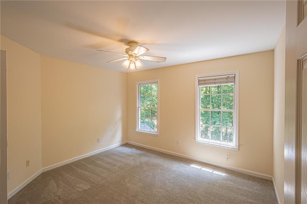 125 Lake Laurel Drive Property Photo 42