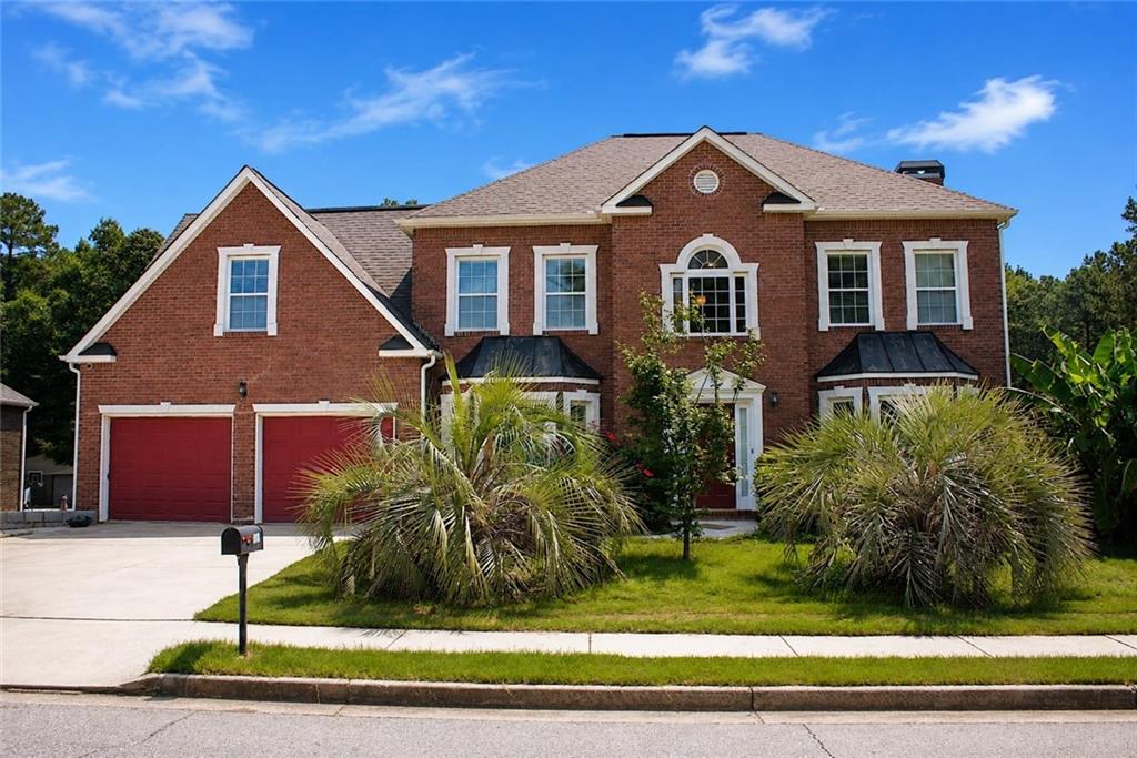 125 Stewart Glen Drive Property Photo 1