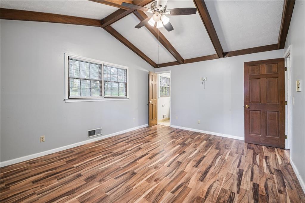 667 Kingswood Court Property Photo 17