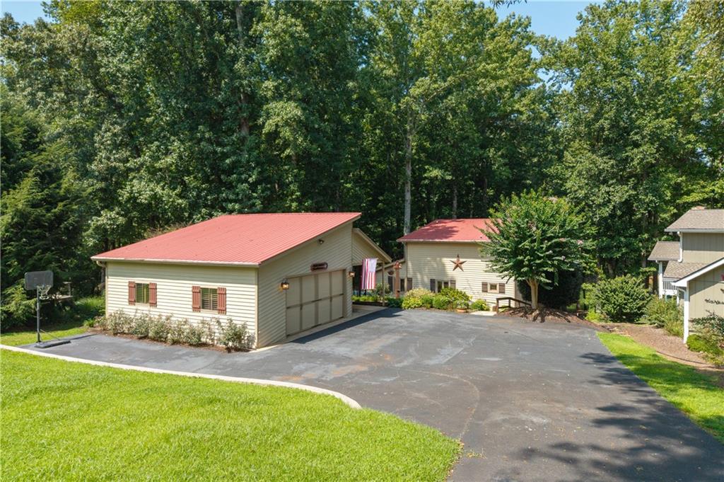 346 Indian Cove Drive Property Photo 3
