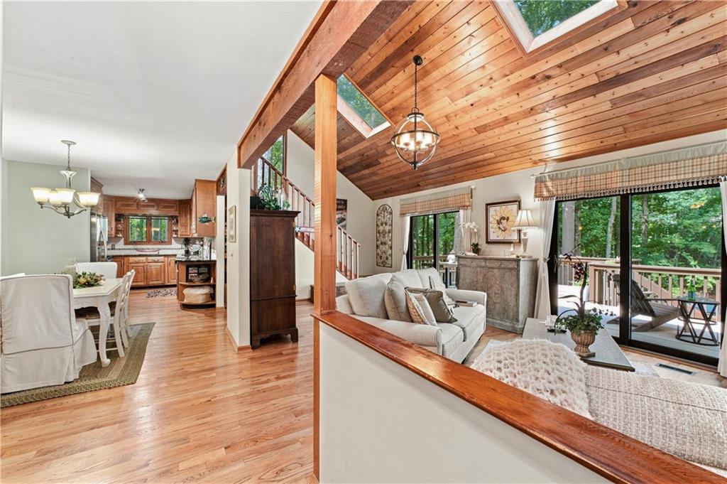 346 Indian Cove Drive Property Photo 6