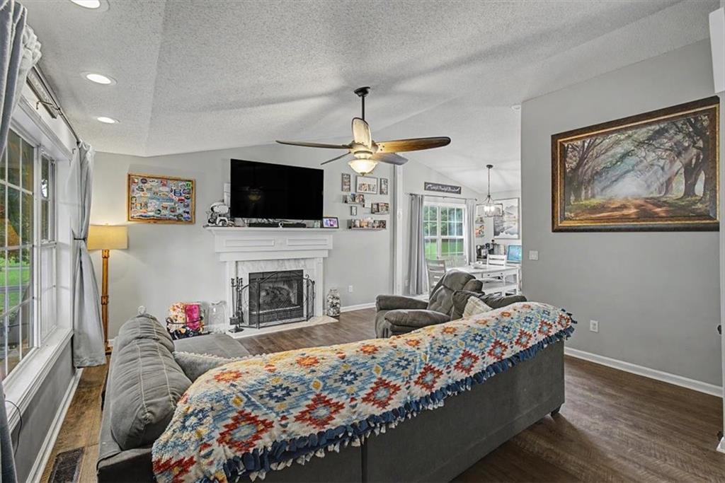 1216 Hardin Bridge Road Property Photo 7