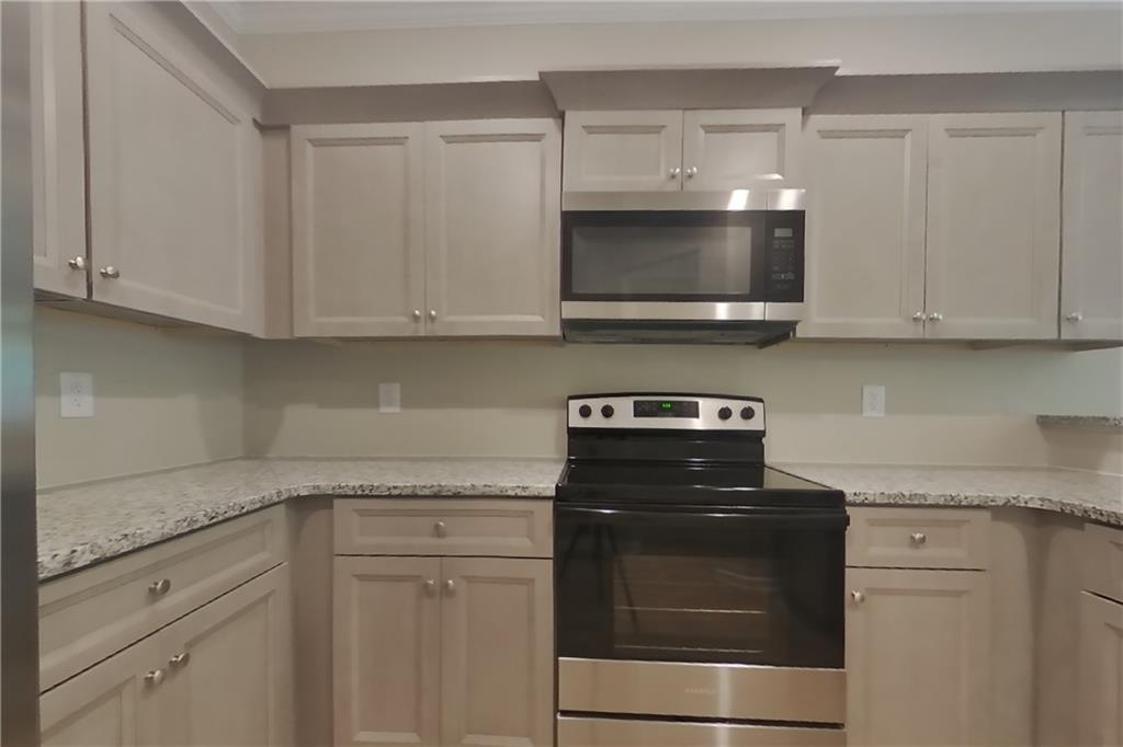 7821883 Property Photo 4