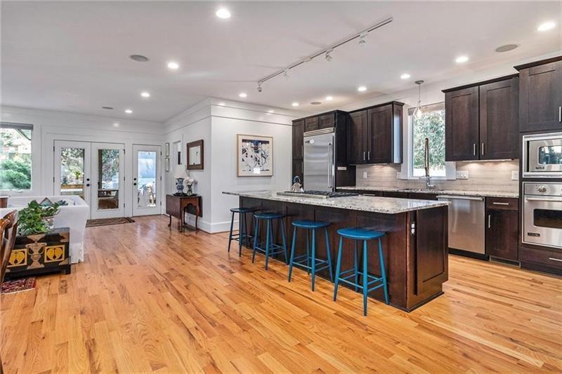 623 Ansley Street Property Photo 8