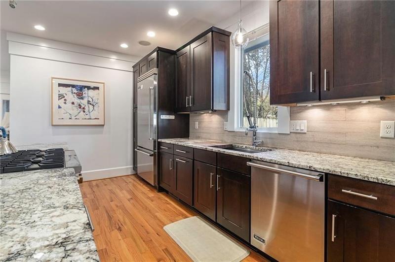 623 Ansley Street Property Photo 10