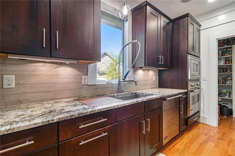 623 Ansley Street Property Photo 11