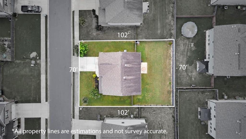372 Layfield Drive Property Photo 4