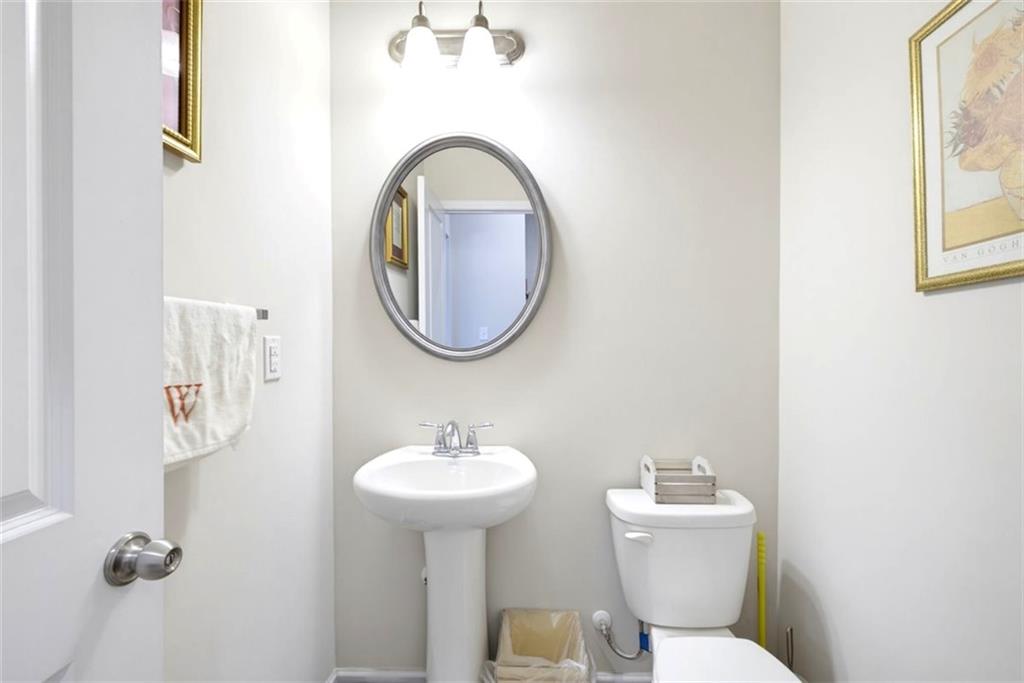 372 Layfield Drive Property Photo 11
