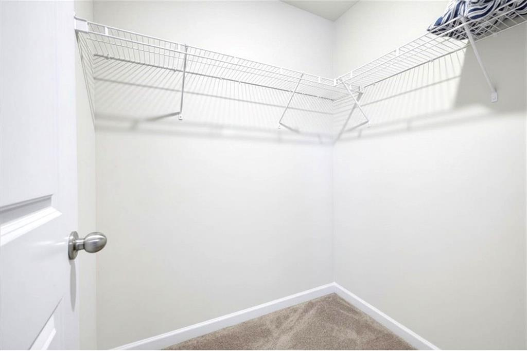 372 Layfield Drive Property Photo 22
