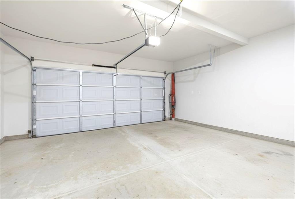 372 Layfield Drive Property Photo 29