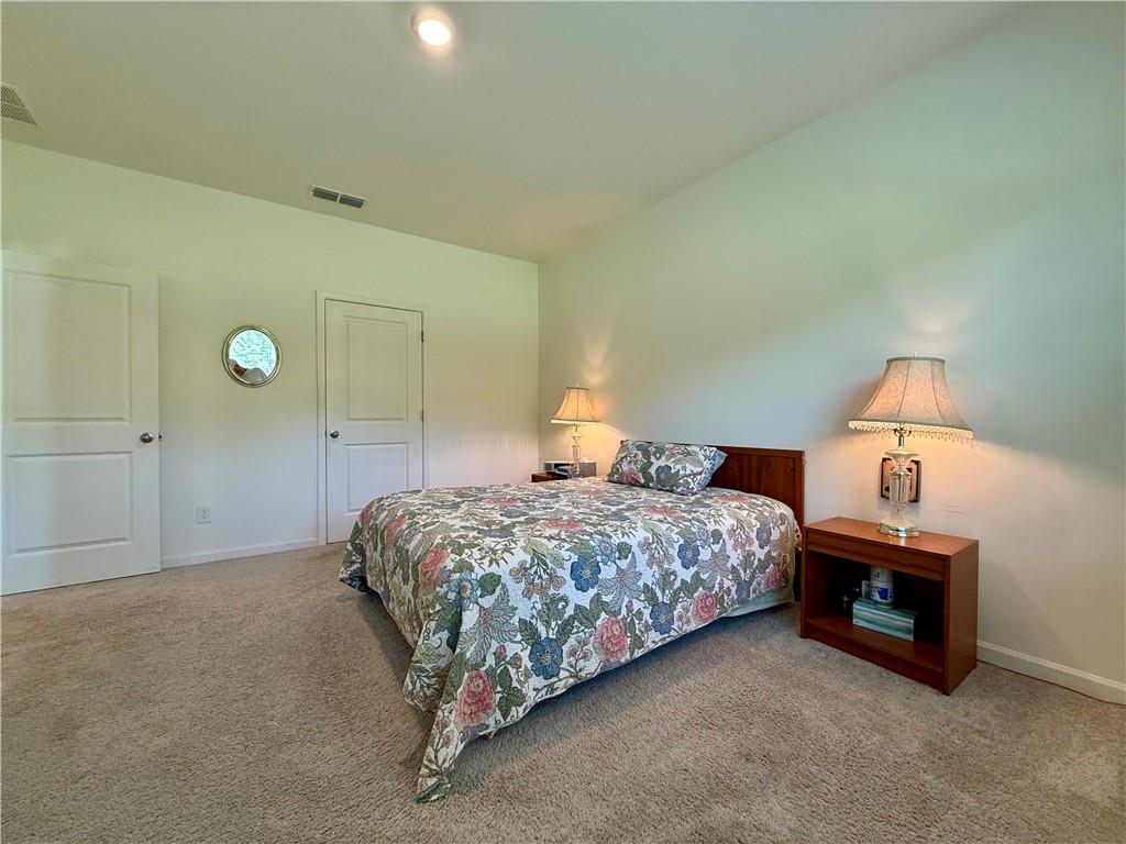 240 Hyde Park Property Photo 21