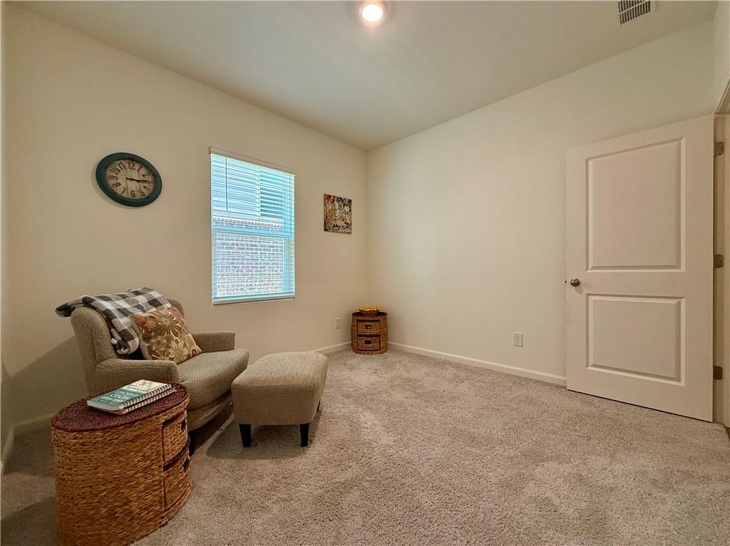 240 Hyde Park Property Photo 32