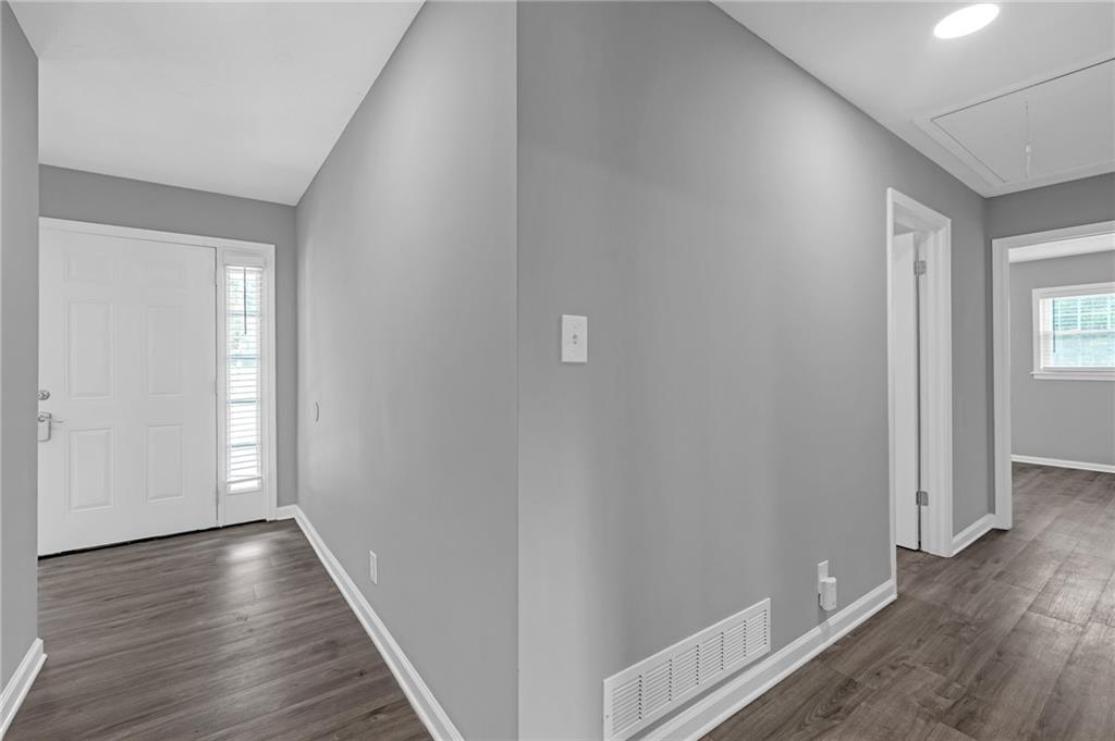 497 Dicks Court Nw Property Photo 13
