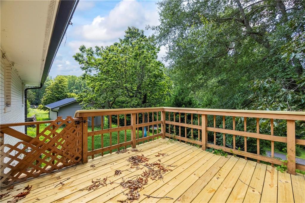 192 Summit Street Property Photo 25