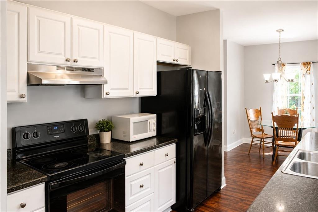 1527 Ralston Street Property Photo 6