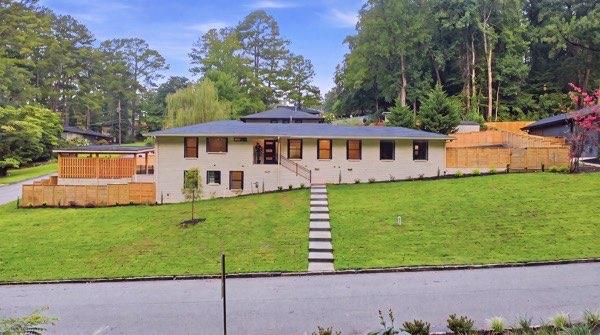 1447 Skyhaven Road Property Photo 1
