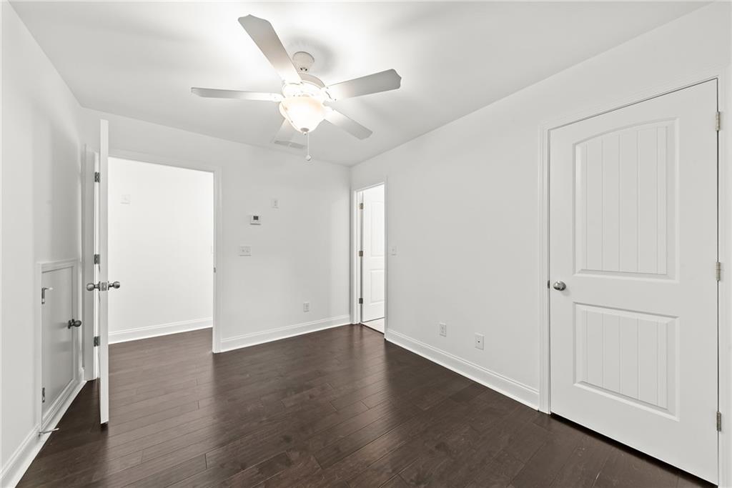 200 Towns Walk Drive Property Photo 35