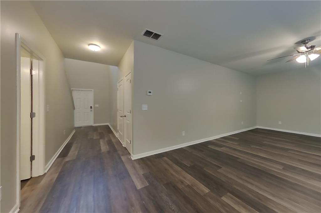7821955 Property Photo 2