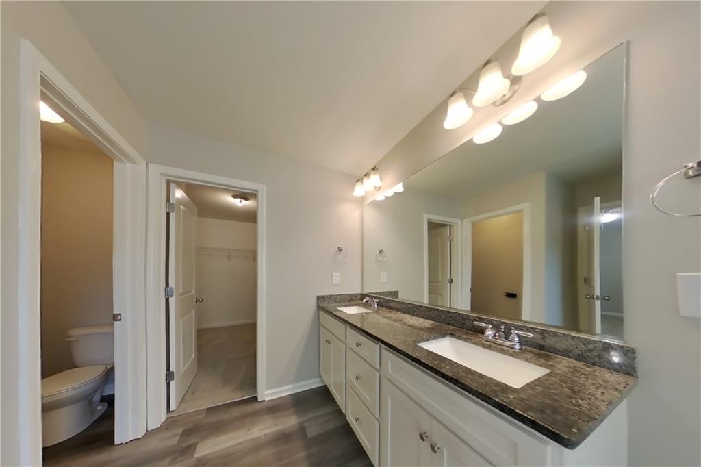 7821955 Property Photo 11