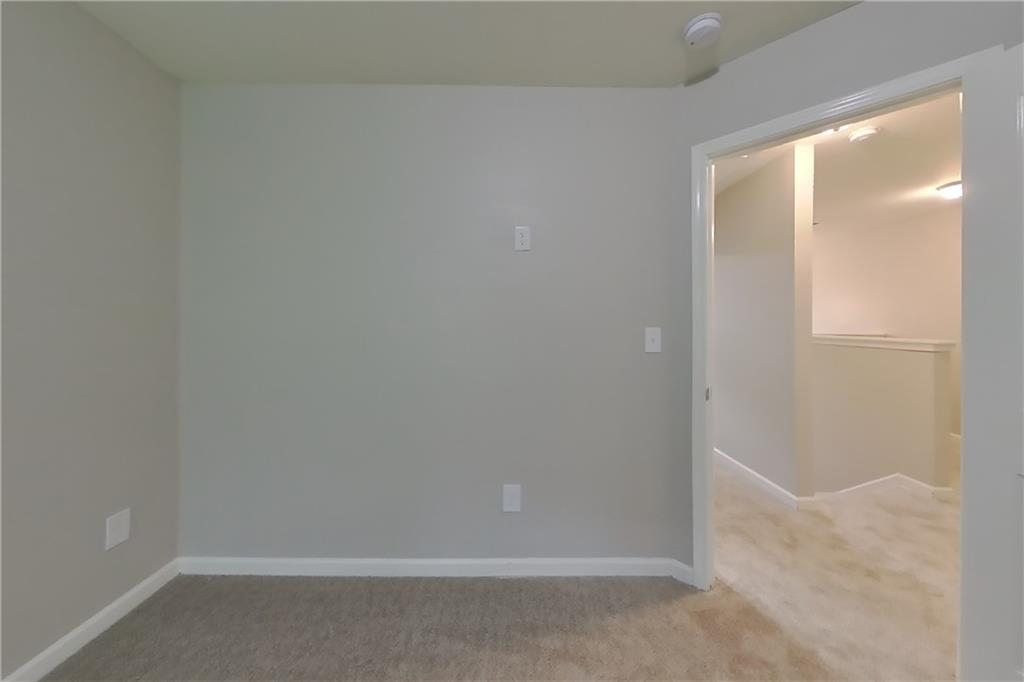 7821955 Property Photo 14