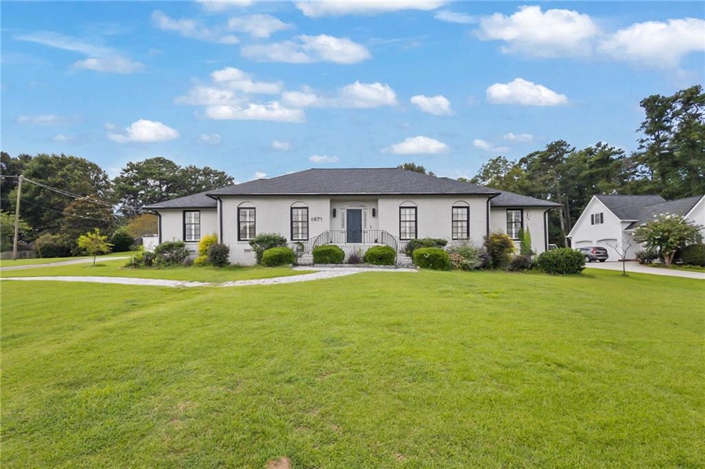 8671 Lake Forrest Drive Property Photo 1