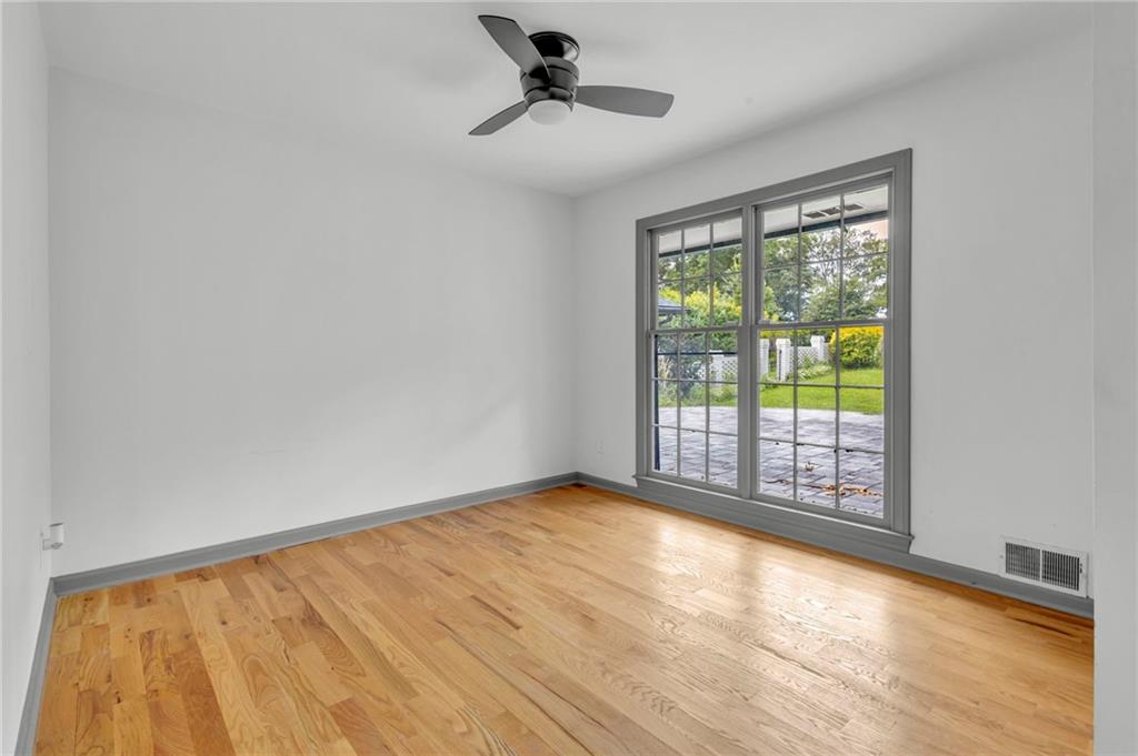 8671 Lake Forrest Drive Property Photo 13