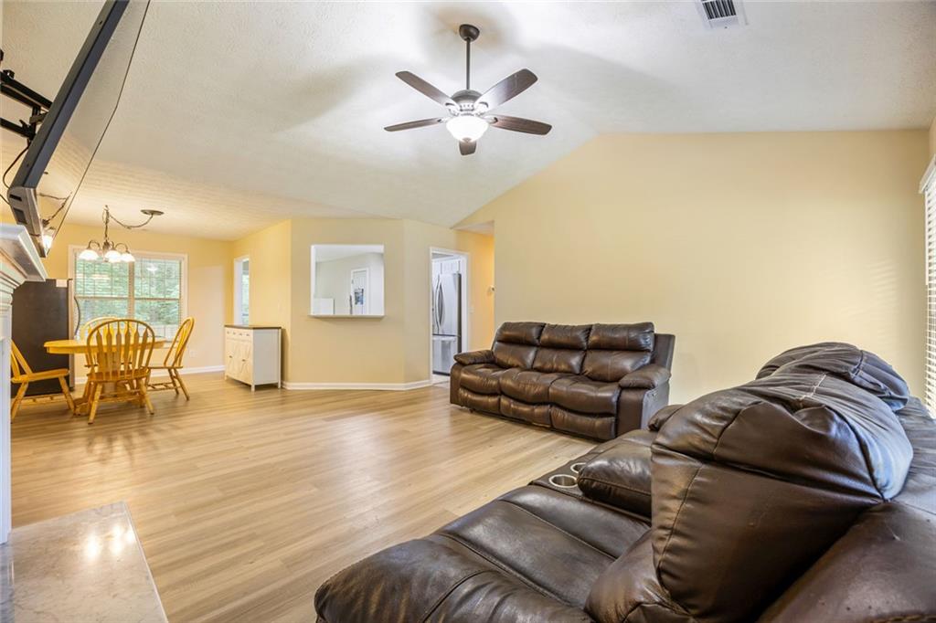 469 Cedar Trail Property Photo 7