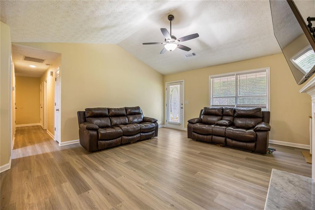 469 Cedar Trail Property Photo 8