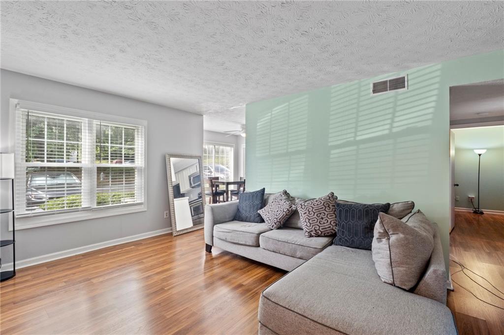 1211 Glenleaf Drive Property Photo 1