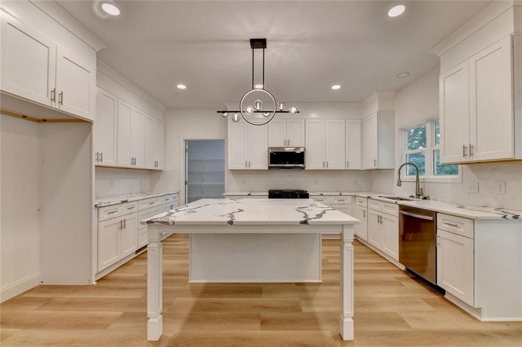 9135 Fox Trail Lane Property Photo 15