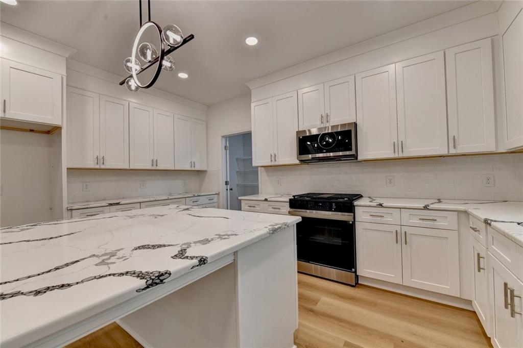 9135 Fox Trail Lane Property Photo 18