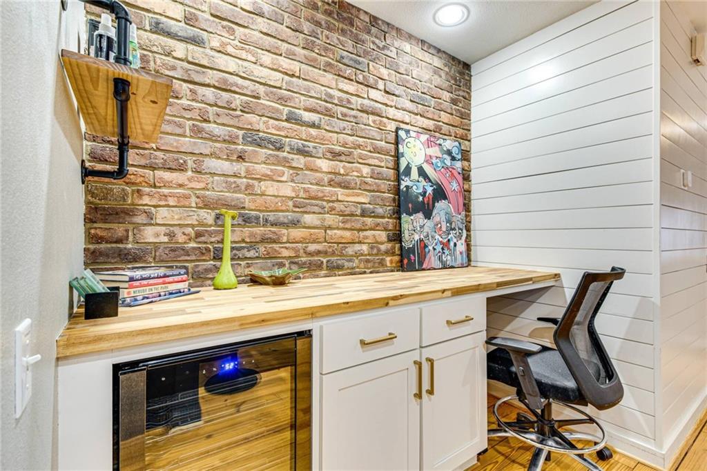 920 Memorial Drive Se Unit 35 Property Photo 8