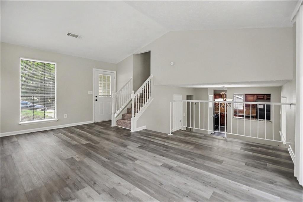706 Durham Crossing Property Photo 3