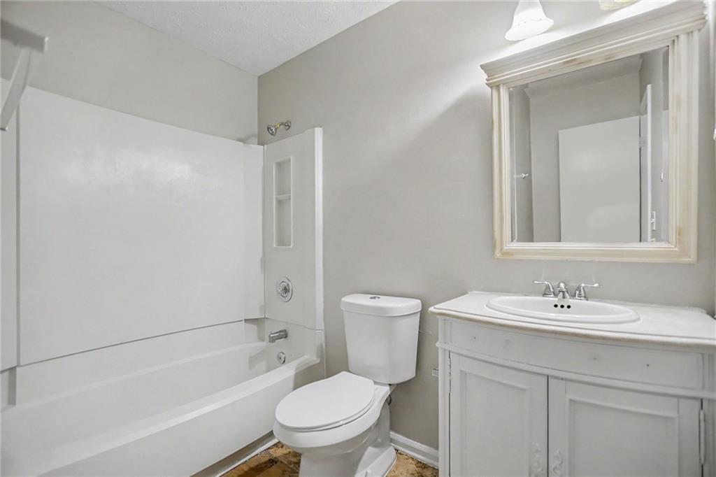 706 Durham Crossing Property Photo 13