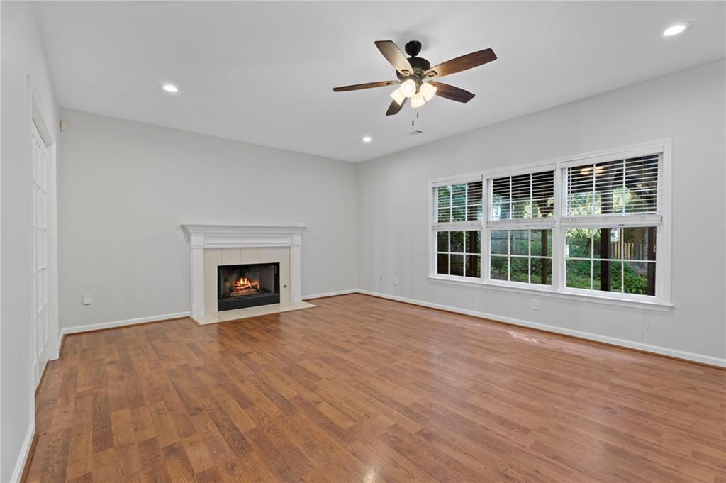 1010 Burycove Lane Property Photo 15