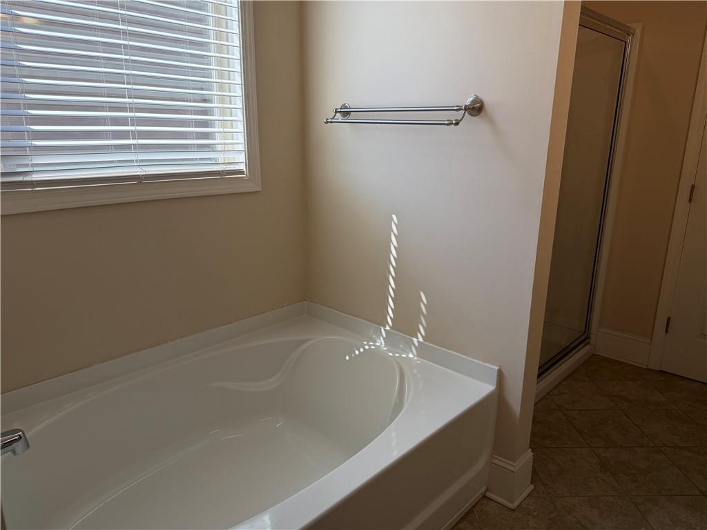4240 Pembia Drive Property Photo 14