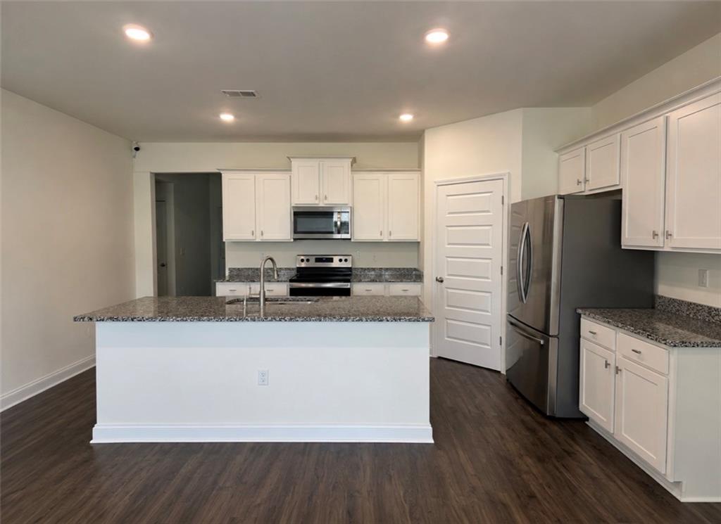 236 Sullivan Street Property Photo 8