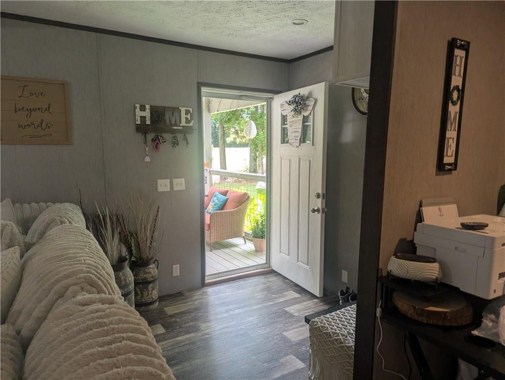 130 Kathy Lane Property Photo 6