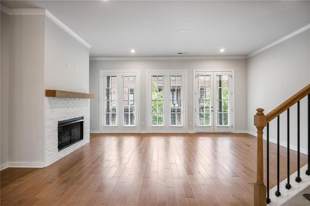 812 Snider Walk Ne Property Photo 2